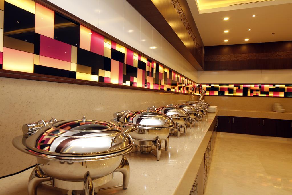 Intour Al Sahafa Hotel Riade Exterior foto